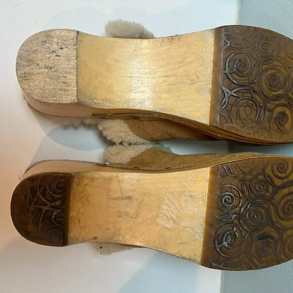 UGG Kalie Clog, UGG Australia Clog, UGG Clog, Sheepskin Lined, Tan Clog Size 10 - Picture 6 of 8